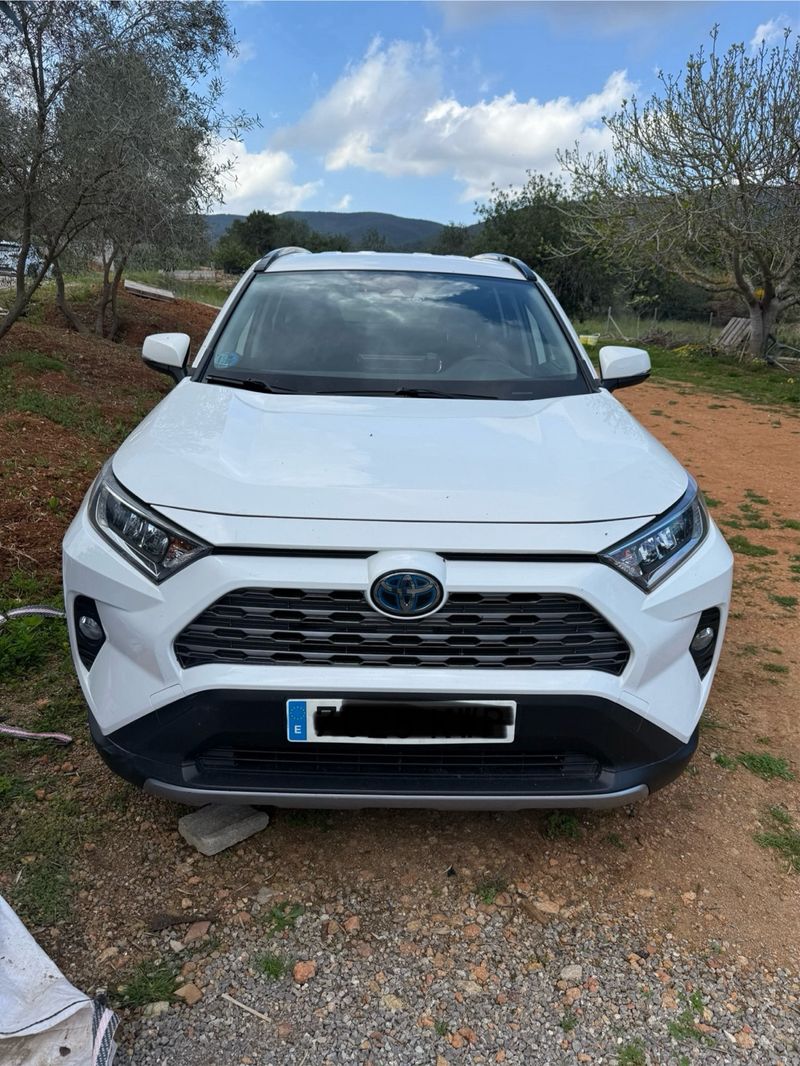 Toyota RAV4 2019 - foto 1