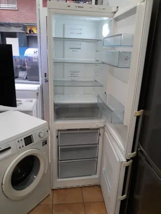 Oferta pack Nevera marca Bosch altua 1:85 cm ancho