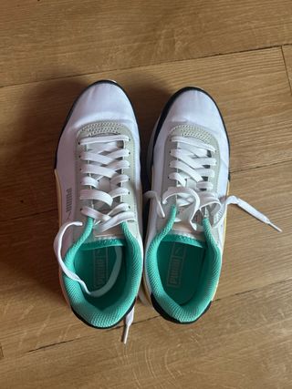 Tenis Puma Mujer Blancos y Turquesa