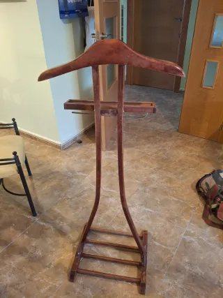 Galán de noche madera y metal