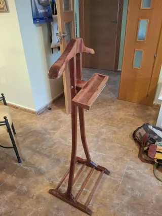 Galán de noche madera y metal