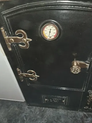 Cocina economica de leña y carbón, placas electric