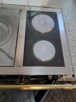 Cocina economica de leña y carbón, placas electric