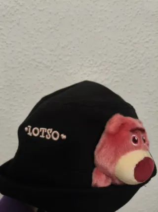 Gorro Disney Lotso Rosa y Negro