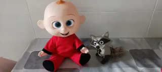 Muñeco Bebé Increíbles Rojo