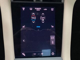 Porsche Taycan RWD 476CV con overboost EL TOP!!!!!