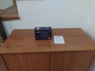 Consola de videojuegos portátil roja