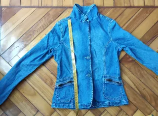 Cazadora Vaquera Entallada