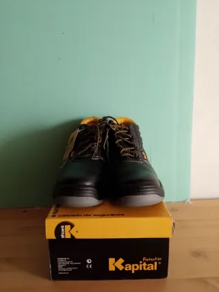 Zapatos de seguridad Kapital negros y grises