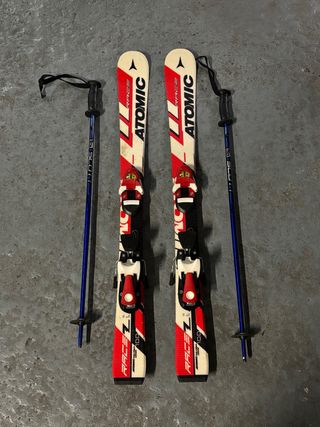 Esquís Atomic Race 100cm con bastones