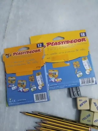 Lápices, pinturas y gomas de borrar