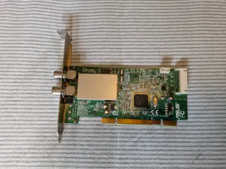 Pack PC Retro: Placa ASUS P5VD2-VM + CPU