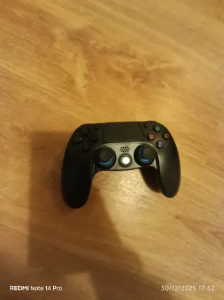 PS4 (PlayStation 4) Negra