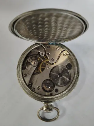 Reloj de bolsillo antiguo MARNIA. Funcionando