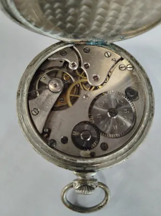 Reloj de bolsillo antiguo MARNIA. Funcionando