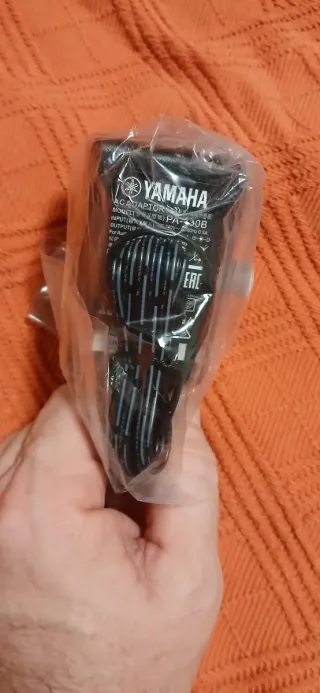 Adaptador Yamaha PA130B