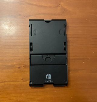 Nintendo Switch + Joy-Cons + Mando Pro + Soporte