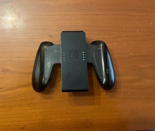 Nintendo Switch + Joy-Cons + Mando Pro + Soporte