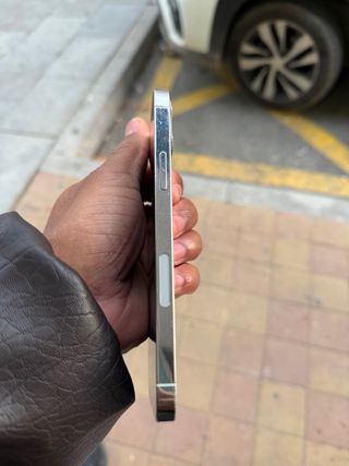 iPhone 12 Pro 256GB Plata ( NEGOCIABLE )