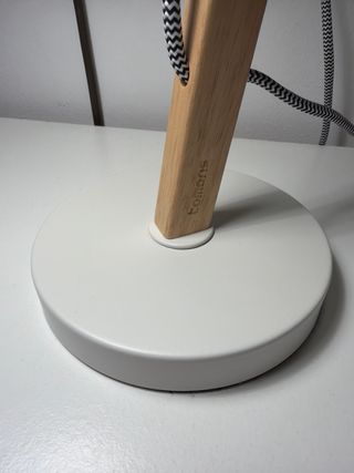 Flexo / Lámpara estilo nórdico de madera y blanco