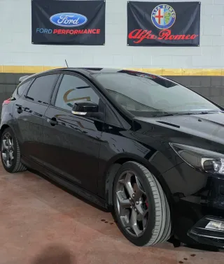 Ford Focus ST 2018 Performance