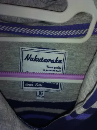 Sudadera con capucha a rayas