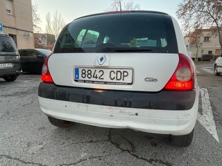Renault Clio 2004