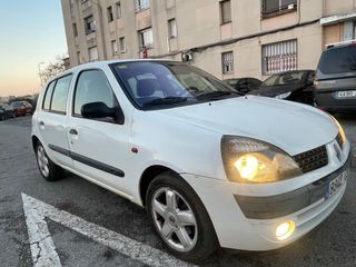 Renault Clio 2004