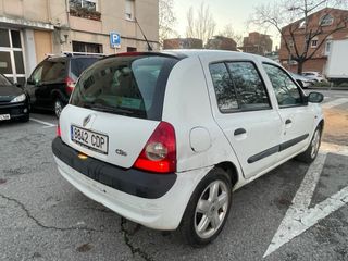 Renault Clio 2004