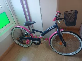 Bicicleta B'TWIN de 24 pulgadas rosa y azul