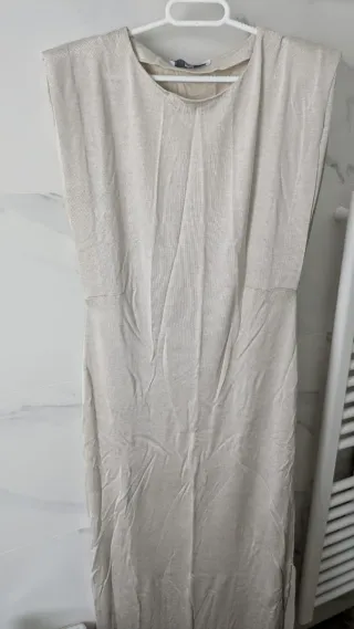 Vestido midi punto fino beige Mango con aberturas