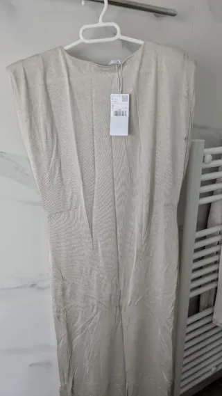 Vestido midi punto fino beige Mango con aberturas