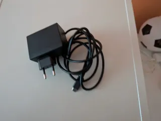 Nintendo Switch Lite Gris, funda, cargador origina