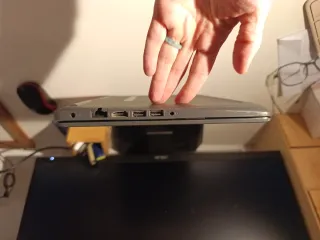 HP 240 G8 como nuevo - 256GB SSD - 8GB RAM