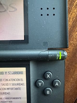 Nintendo DS Negra + Cargador