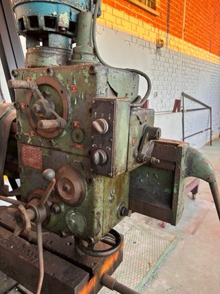 Taladro de columna industrial