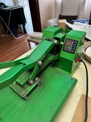 Plancha Térmica Profesional Digital de 38x38 cms