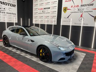 Ferrari FF -