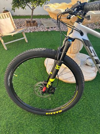 Bicicleta Scott Scale 920 29' Taglia M. Per Trial