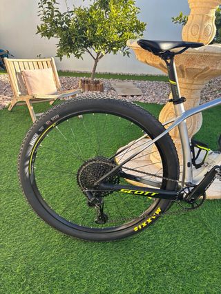 Bicicleta Scott Scale 920 29' Taglia M. Per Trial