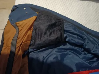 Chaqueta Quiksilver Azul y Roja