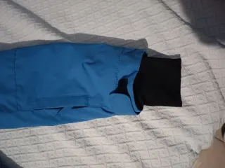 Chaqueta Quiksilver Azul y Roja