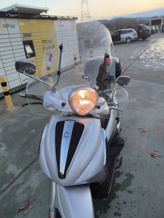 Piaggio Beverly i400