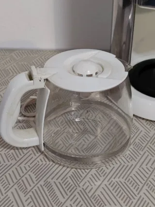 Cafetera Russell Hobbs 12 tazas