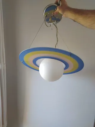 Lámpara juvenil Saturno multicolor