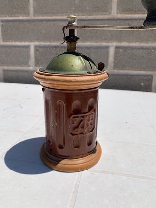 Macinacaffè Tre Spade antico raro