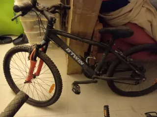 Bicicleta B'TWIN en buen estado