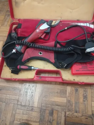 Tijeras de podar eléctricas con maletín