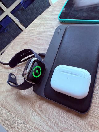 Estación Carga Nomad Apple Watch/iPhone Original