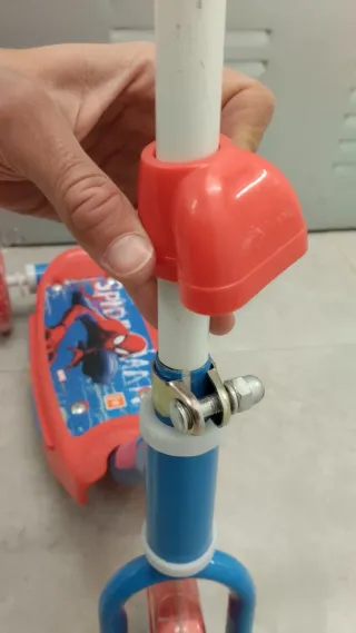 Patinete Spiderman 3 ruedas infantil